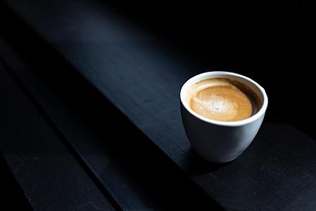 Həkim qəhvənin ən təhlükəli xüsusiyyətini