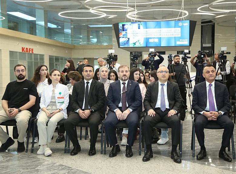 Yeni Klinikada yaradılan Yeni Robotik Reabilitasiya və Sümük İliyi Transplantasiyası mərkəzlərinin fəaliyyətinə dair - 4