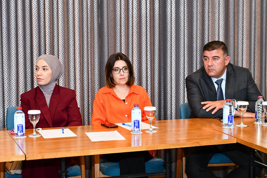 “İcbari tibbi sığorta sisteminin işləmə prinsipləri və tibbi xidmətlərin təşkili” mövzusunda - 7