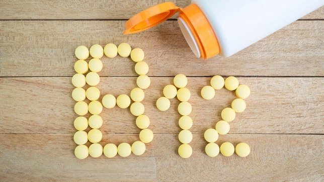 B12 vitamini çatışmazlığı hansı xəstəliklərə