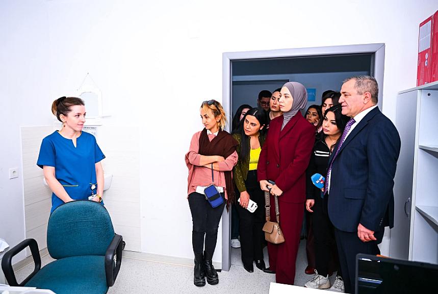 Media nümayəndələri Xəzər Tibb Mərkəzində - 8