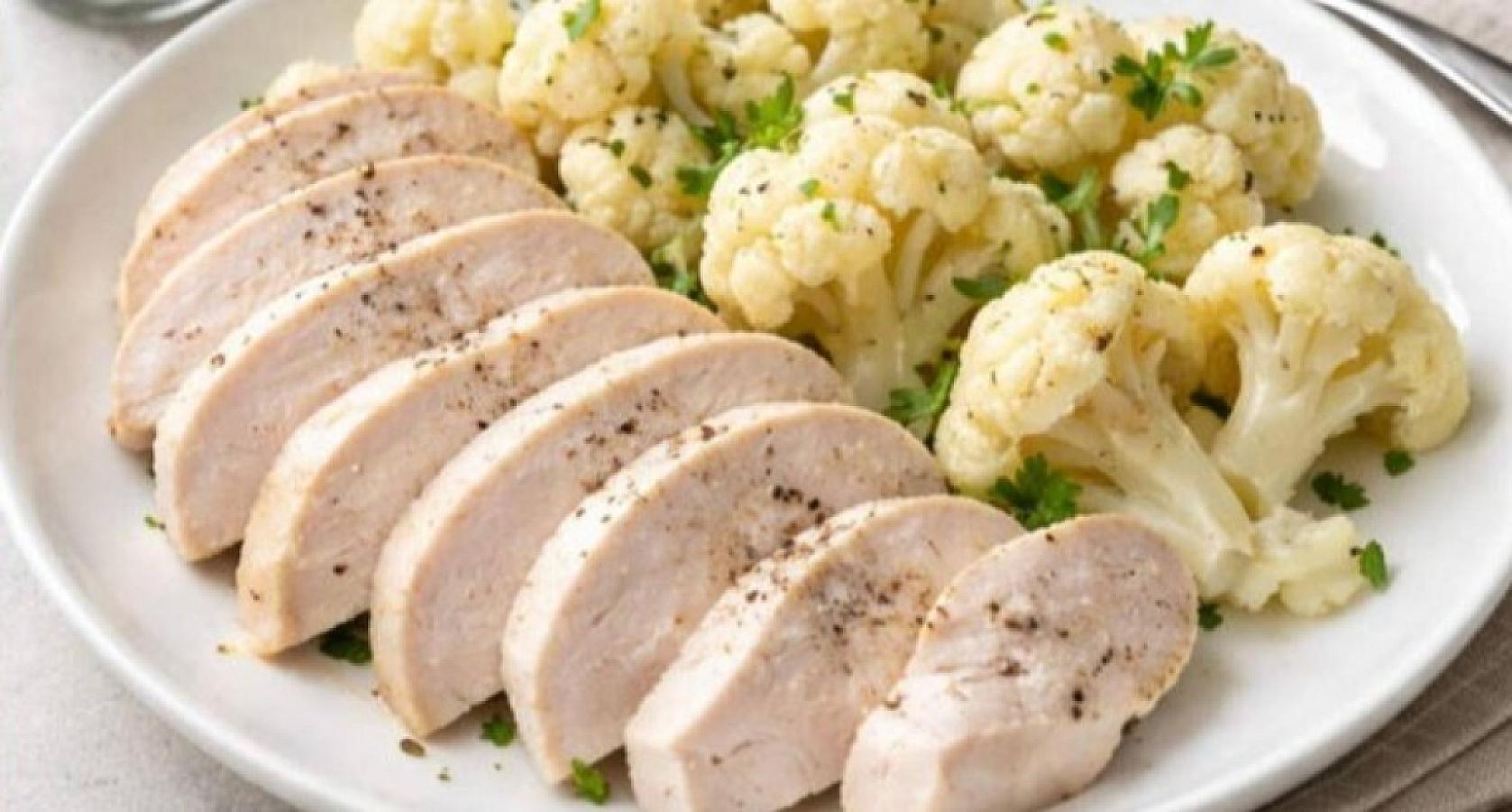 6 ay ancaq toyuq filesi yedi,