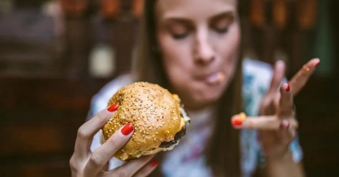 “Ağız marçıldatma” və “saat tıqqıltısı” kimi səslərə