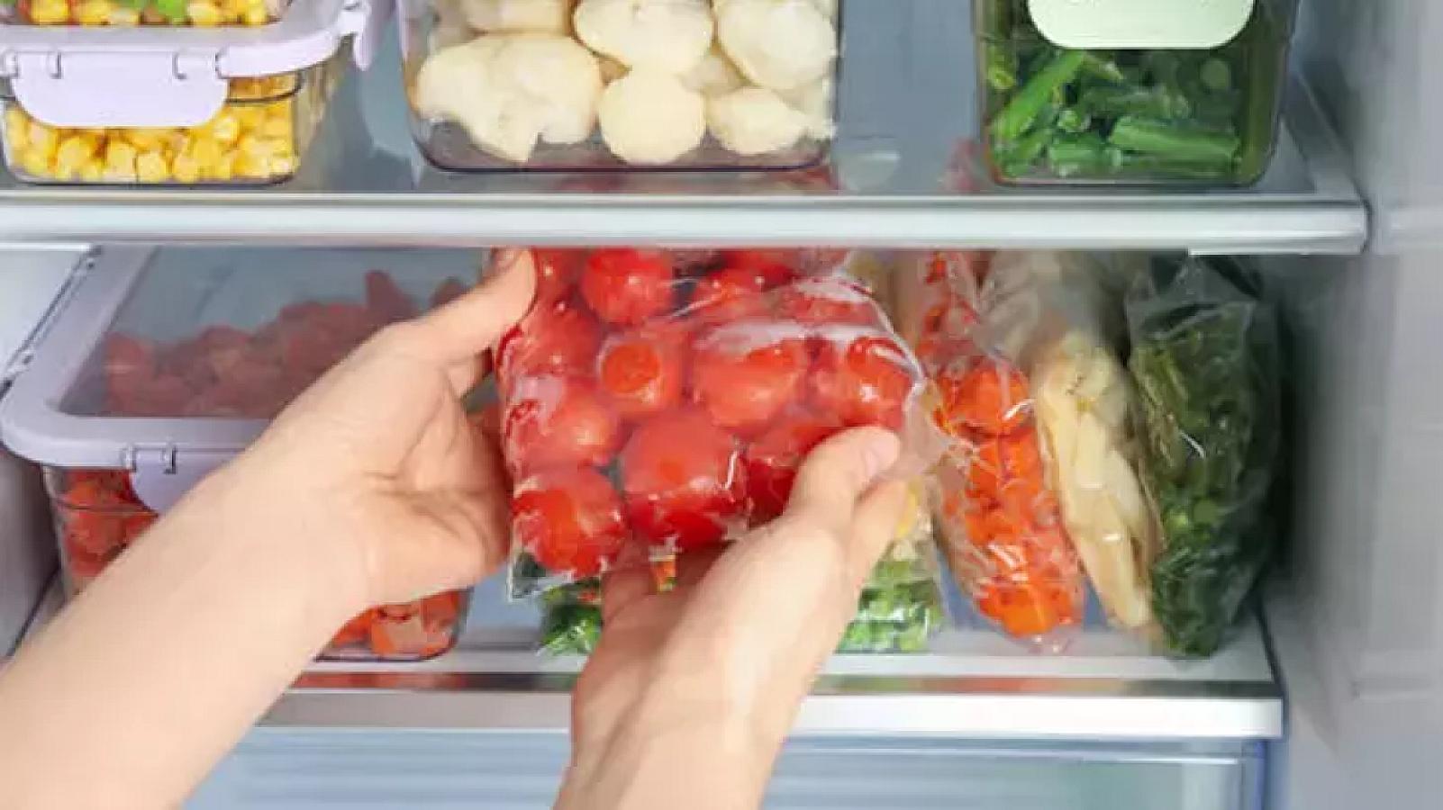 Eyni yerdə saxladıqda bir-birini