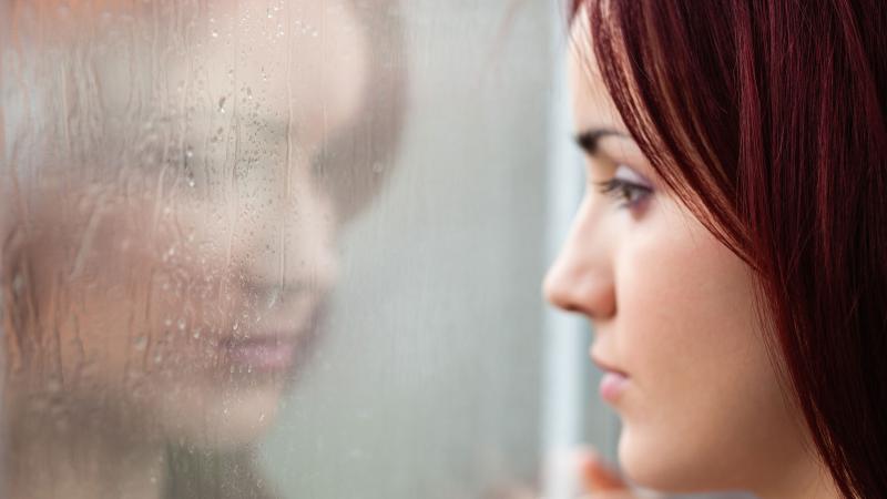 Qış depressiyası nədir və gün işığı azaldıqda