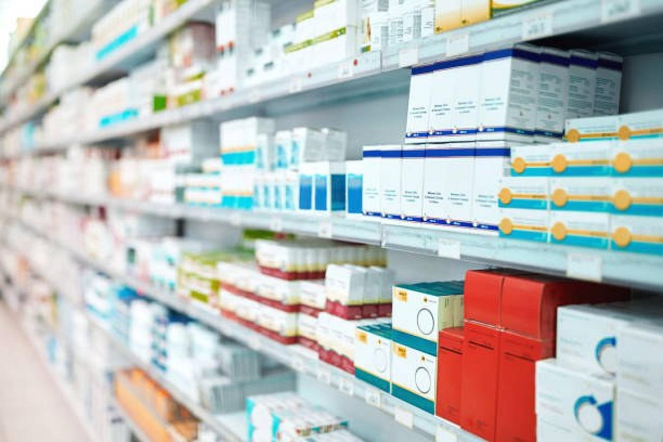 Ötən il 56 aptek reseptsiz dərman satışı