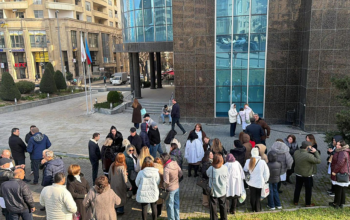 TƏBİB-dən aksiya keçirən stomatoloqlarla bağlı