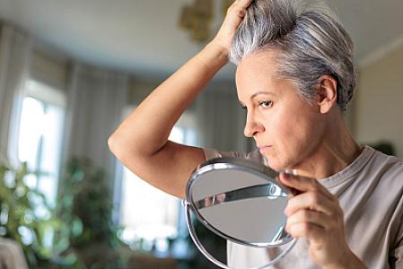 Yapon alimləri saçların ağarmasını