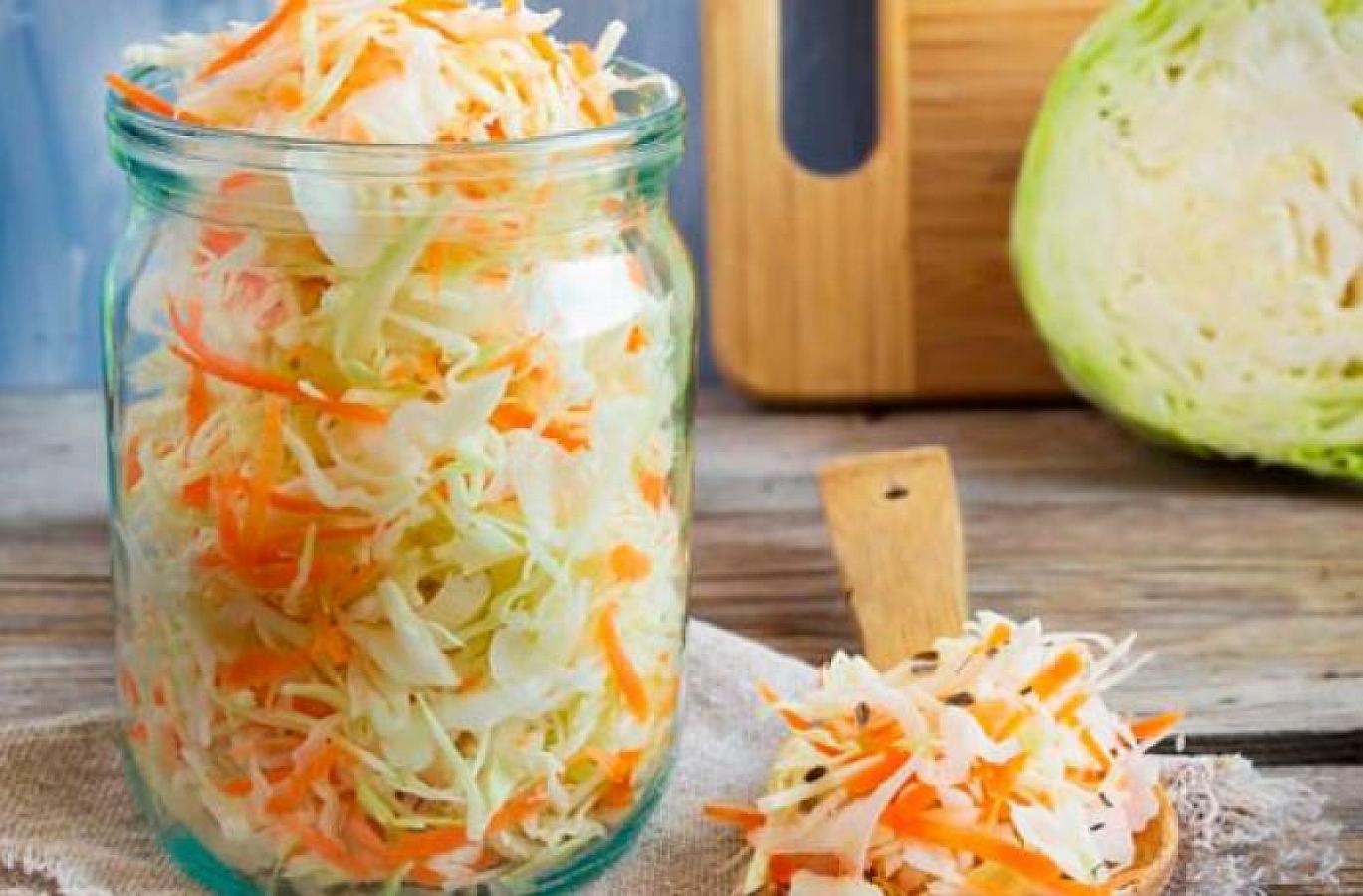 Kələm turşusu qışda immuniteti gücləndirən