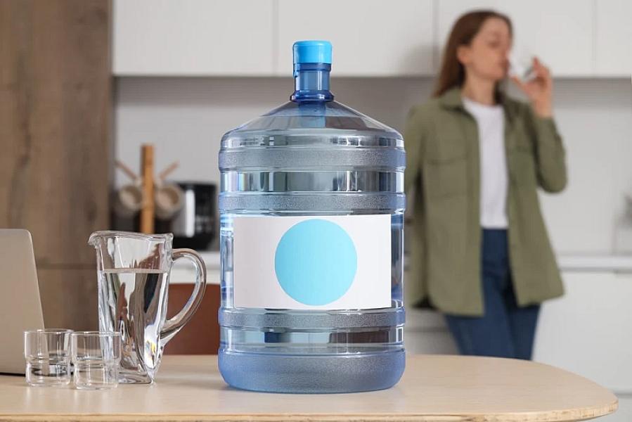 İçməli suda təhlükə: Su qabını bu yerdə saxlayırsınızsa,