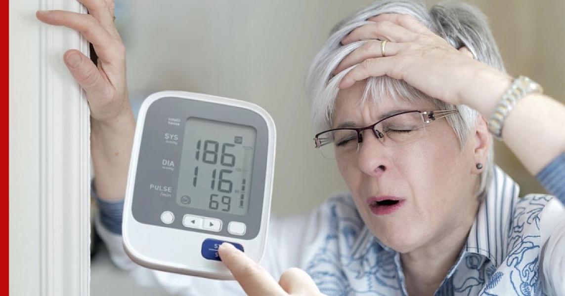 Həkim yüksək təzyiq üçün sağlam bir