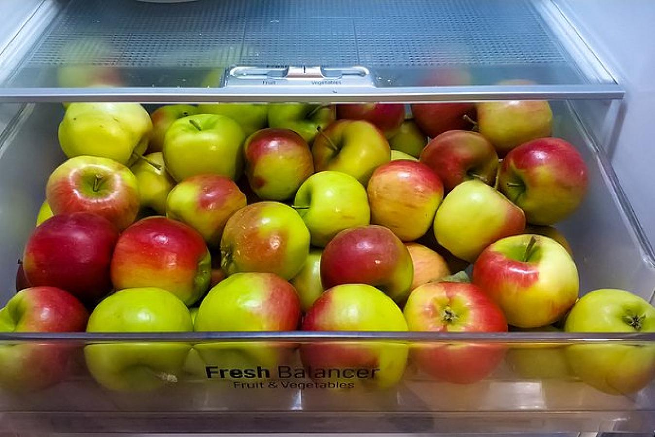 Həkim alma yeyərkən insanların yol verdiyi əsas