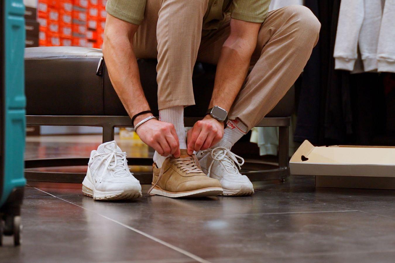 Həkim səhv seçilmiş ayaqqabıların ciddi fəsadları barədə