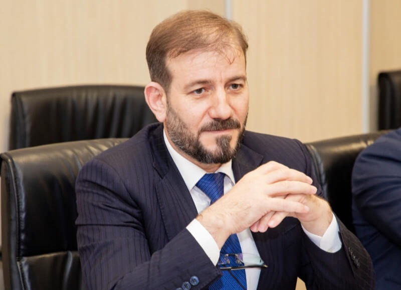 "Yeni Klinika"nın direktoru bu gün vəzifəsindən AZAD EDİLİB -