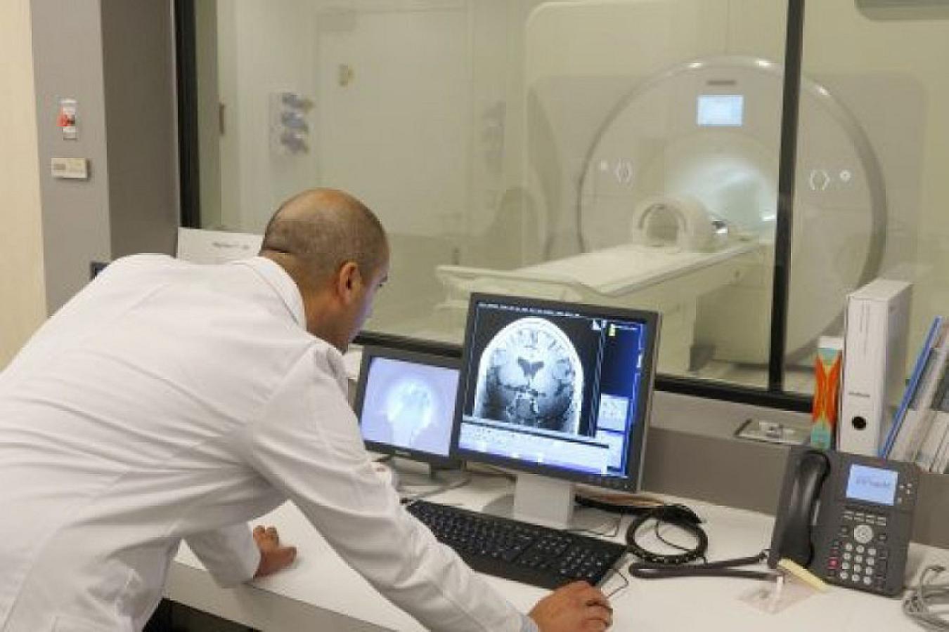 ÜST 2050-ci ilə qədər onkoloji xəstəliklərin 75%-dən çox artacağını