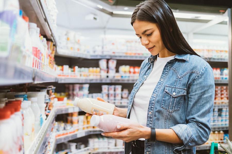 Kefir, yoxsa qatıq: bağırsaq üçün hansı