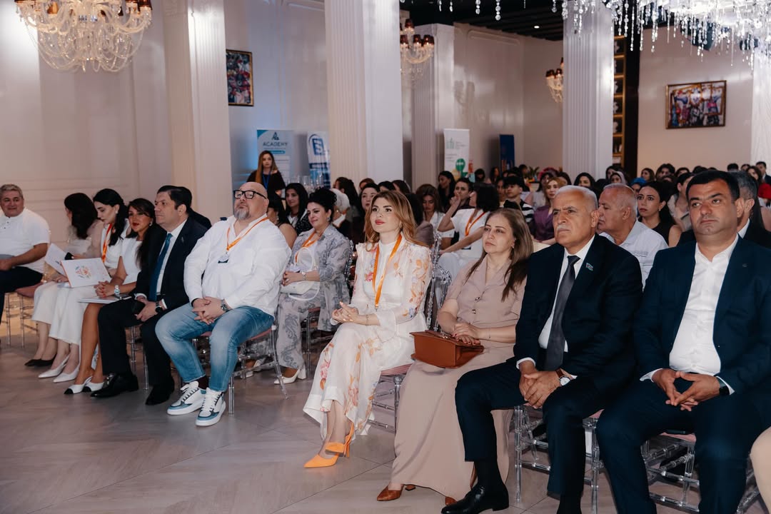 Bakıda "Diamond Center" tərəfindən “Münasibətlər və Maskalar” adlı