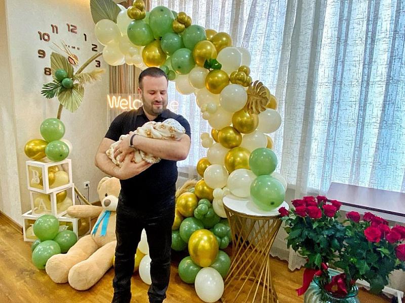Elnurun ikinci övladı dünyaya gəldi -