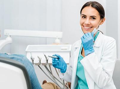 Stomatoloq assistenti tələb olunur -