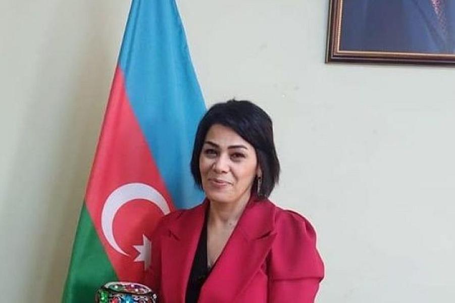 Bakıda məktəb direktoru ailəsi ilə birlikdə oğlu tərəfindən baltalanaraq qətlə yetirilib -