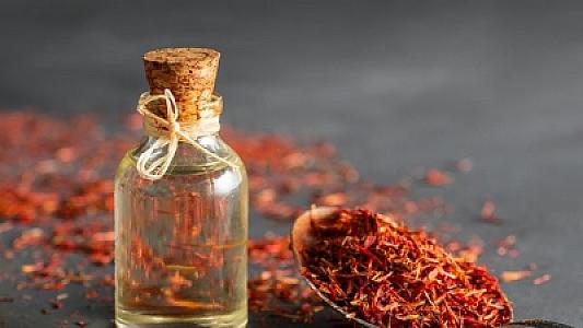 Güclü antioksidant ZƏFƏRAN YAĞINDA olmayan vitamin yoxdur -