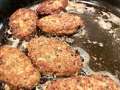 Kotletlər tavada niyə parçalanır? –