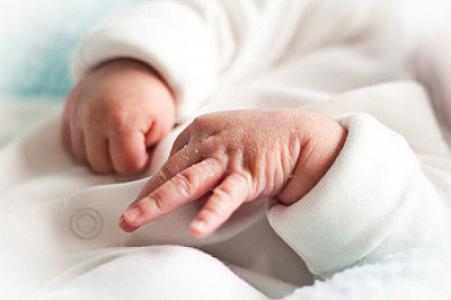 Uşağın bioloji atası olmayan kişi aliment ödəməlidir?