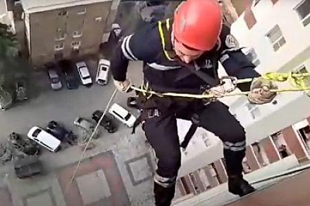 Bakıda köməksiz qalan azyaşlıların xilas edilməsinin GÖRÜNTÜLƏRİ