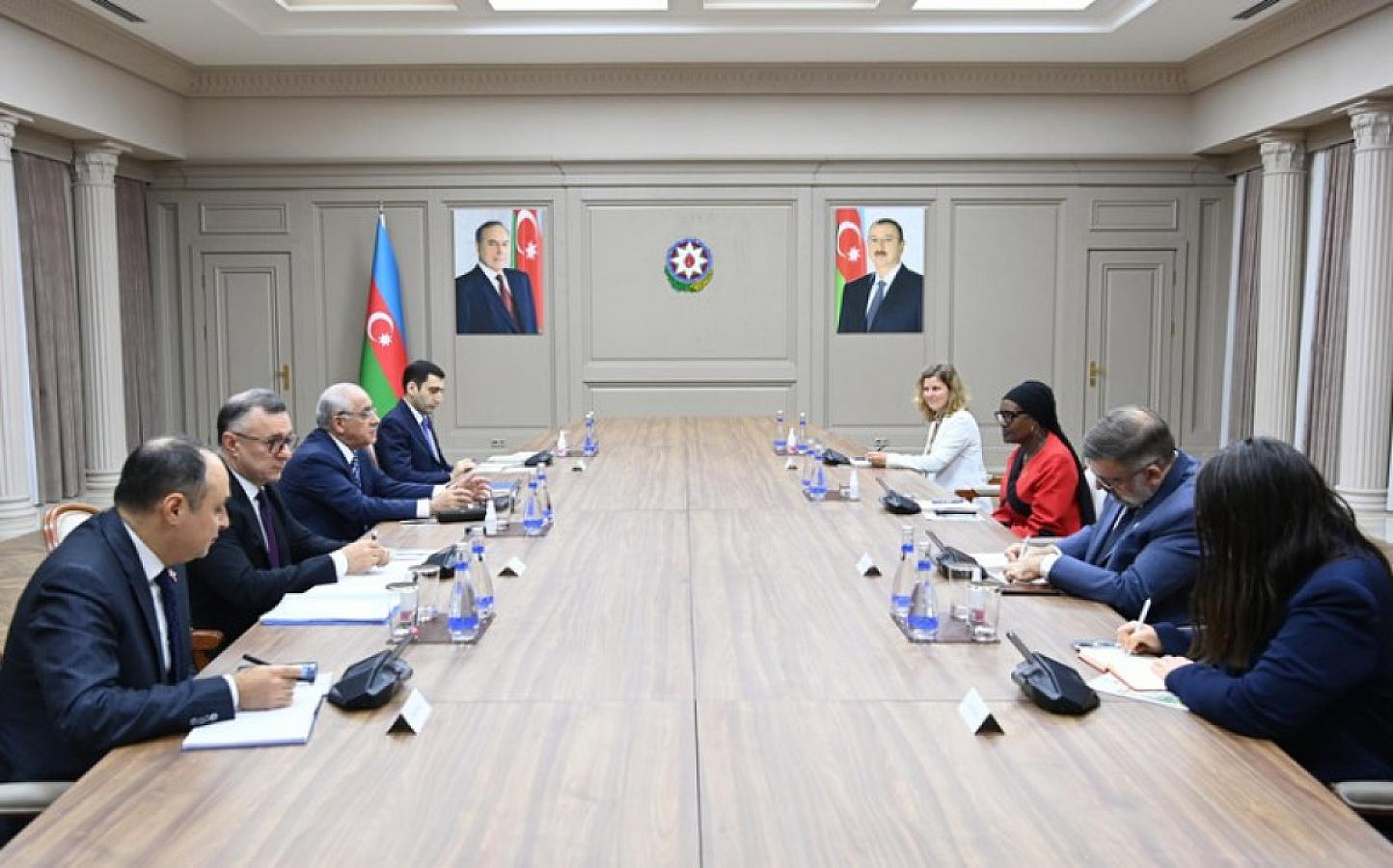 Azərbaycan QİÇS-ə yoluxma səviyyəsi aşağı olan ölkələr sırasında yer alıb