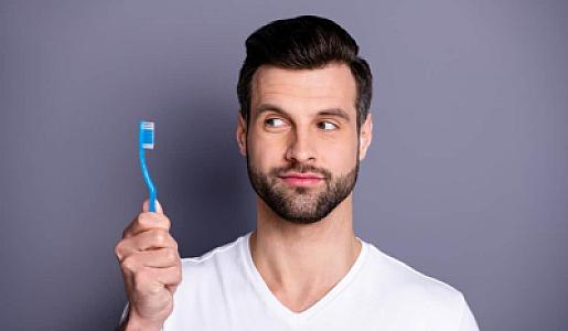 Dişlərinizi fırçalamaq üçün