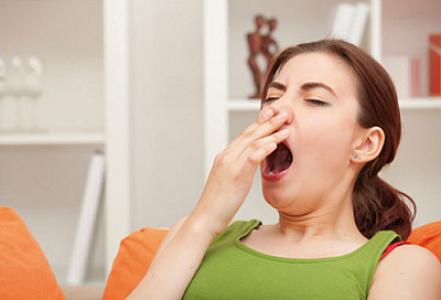 Çox tez-tez əsnəmək hansı xəstəliklərdən xəbər verir?