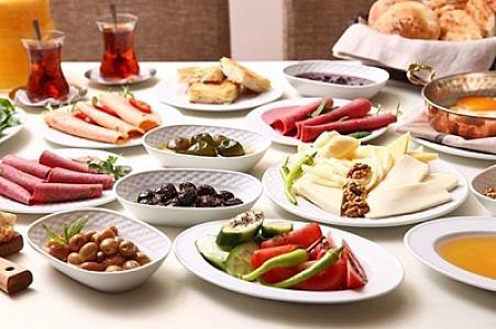 Səhər yeməyi və şirinçayla bağlı mütəxəssisdən İLGİNC AÇIQLAMA