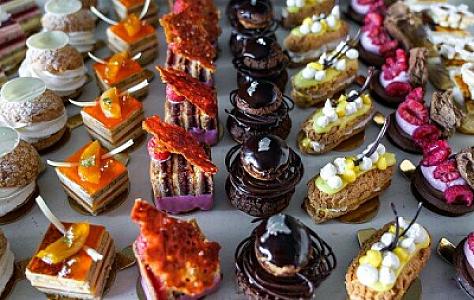 Bunları yeyəndə əks cinsin gözünə çirkin görünürük