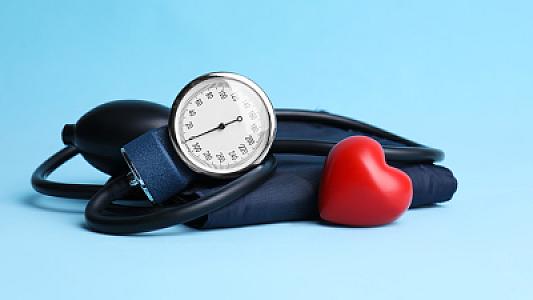 Qan təzyiqini dərmansız necə aşağı salmaq olar?