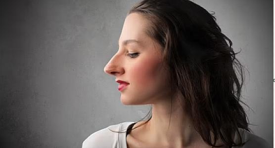 Burnun böyük və ya kiçik olması ananın yediyi qidalardan asılıdır