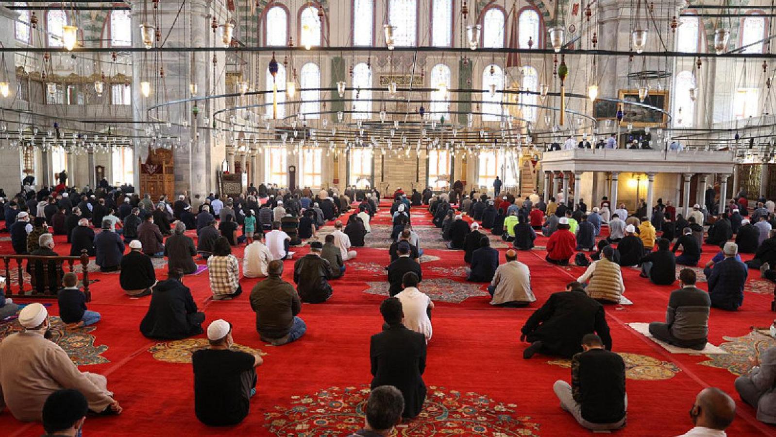 Bayram namazı nə zaman qılınacaq?