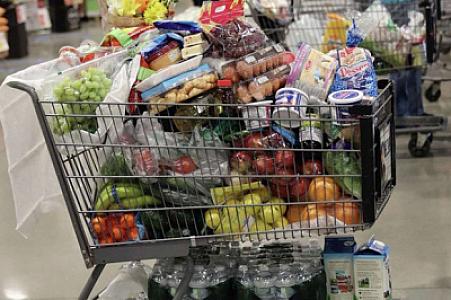 İstifadə müddəti bitmiş məhsullar yeni qablaşdırma ilə rəflərə qaytarılır?