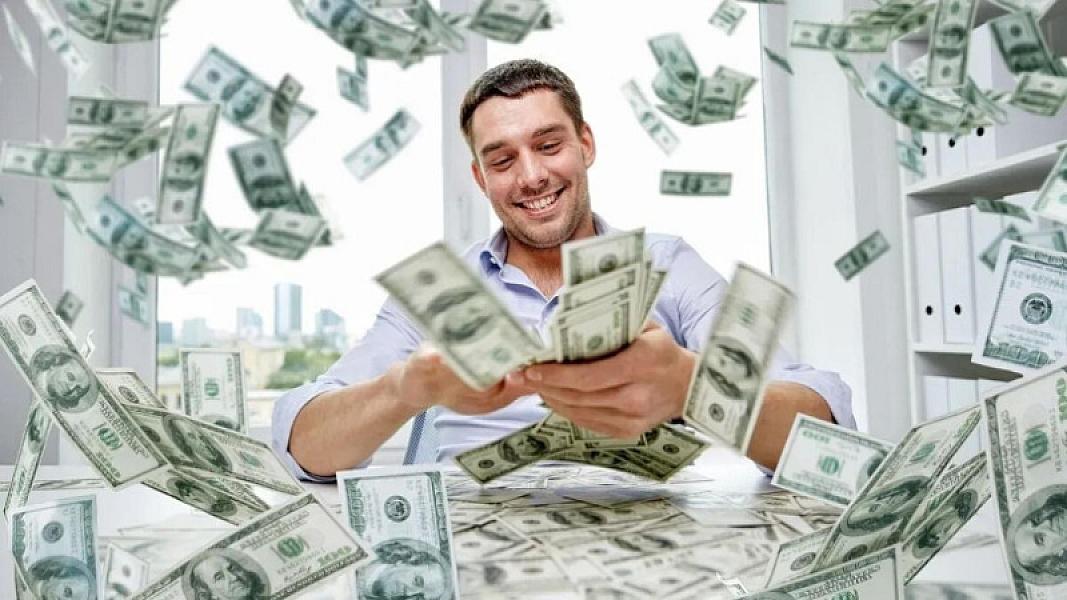Psixoloq pul olmadan xoşbəxt olmağın yollarını