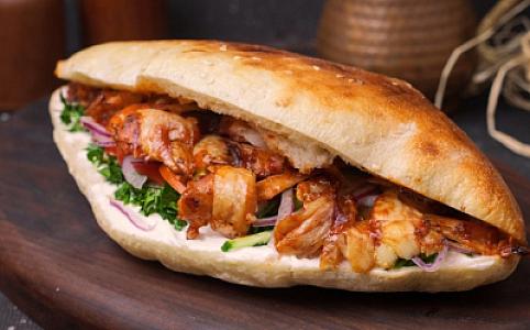 Zaqatalada dönərdən zəhərlənənlərin sayı 40-a çatıb