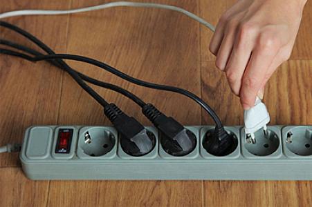 Bu məişət əşyasını uzadıcılara qoşmaq olmaz