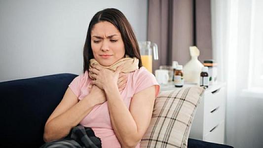 Boğaz ağrısı zamanı hansı qidaları yemək olmaz?