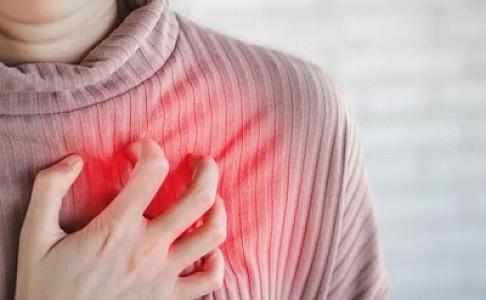 Dırnaqdakı bu ləkə ürək xəstəliyinin