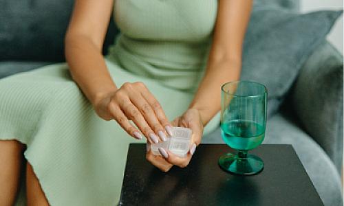 Həblər spirt tərkibli içkilərlə niyə qəbul edilməməlidir?