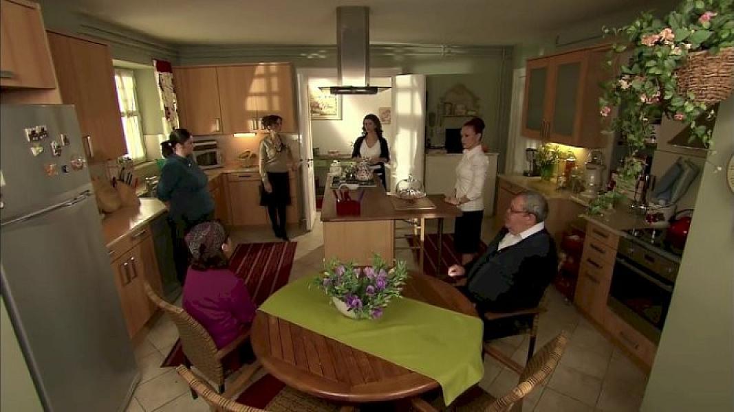 “Aşk-ı Memnu”nun aktrisası ağır durumda