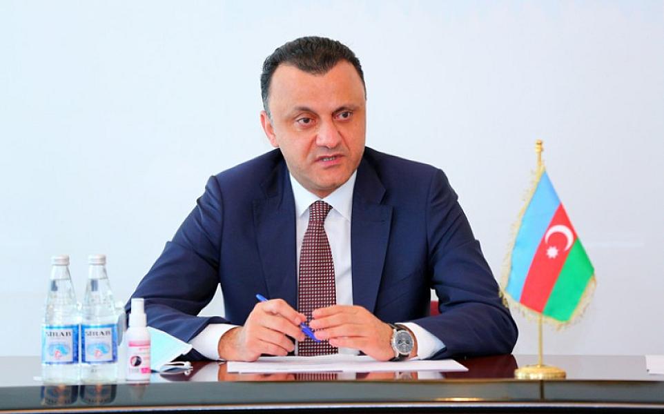 Vüqar Qurbanov baş həkimi İŞDƏN ÇIXARDI