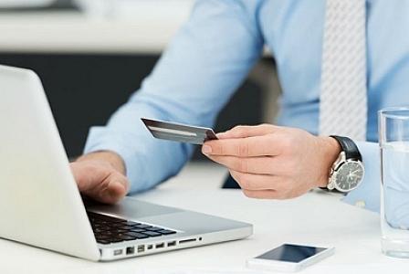 Göyçayda qadının xəstəxanada işə düzəltmə adı ilə dörd min manatını taladılar