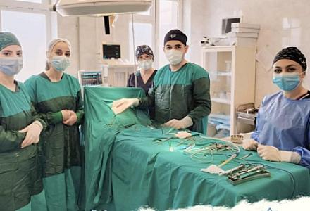 Sumqayıt Uşaq Xəstəxanasında ağır əməliyyat uğurla icra olunub