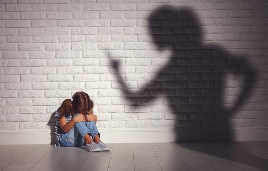 Uşaqlıq travmalarınız var? - Cəmi 10 suala cavab verərək öyrənin