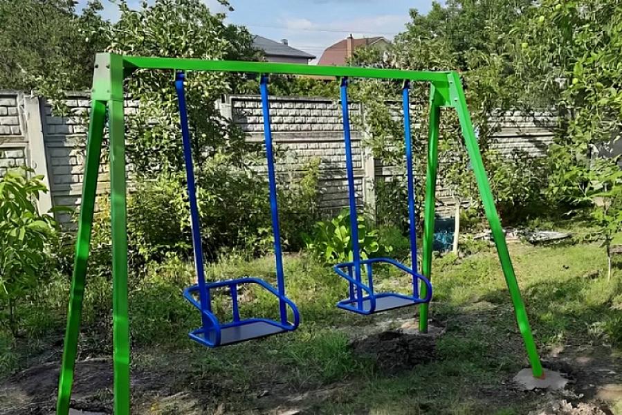 Bakıda faciə: Dörd yaşlı uşaq yelləncəkdən yıxılaraq can verdi