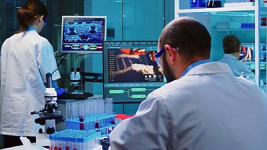 Alimlər qadın və kişilərin fərqli ömür sürməsinin